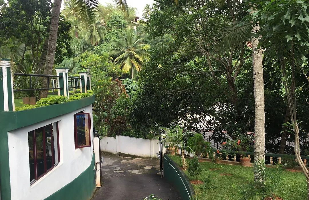 Villa Nuova Kandy-1